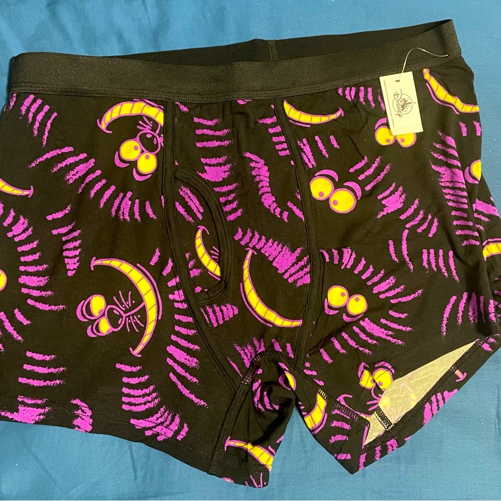 NWT Disney Parks Alice in Wonderland CHESHIRE CAT Boxer Briefs Adult size large